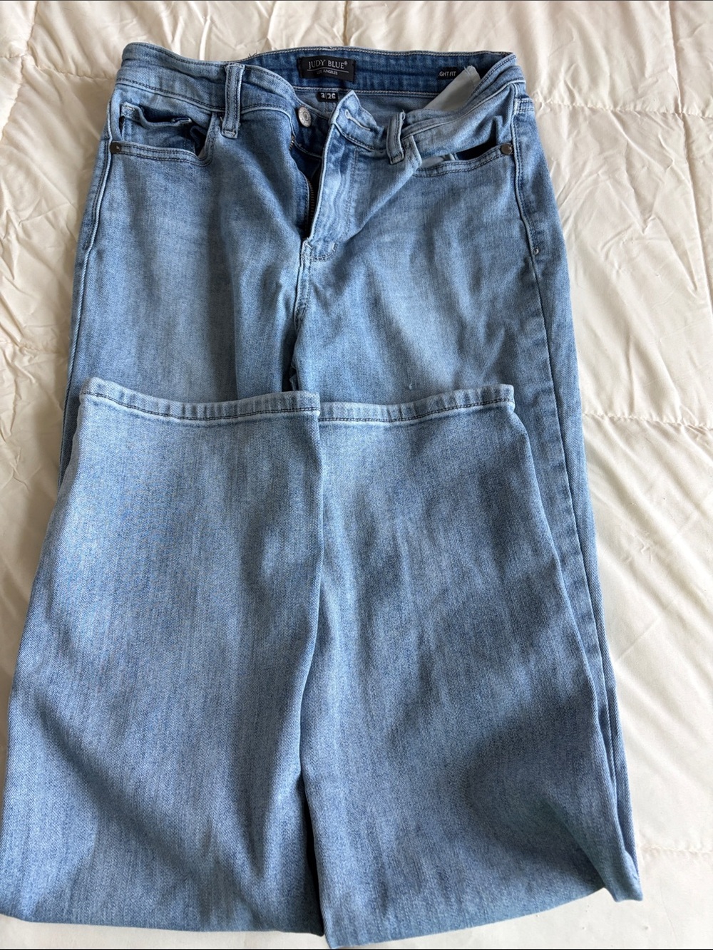 Judy Blue Light Blue High-Rise Straight Jeans